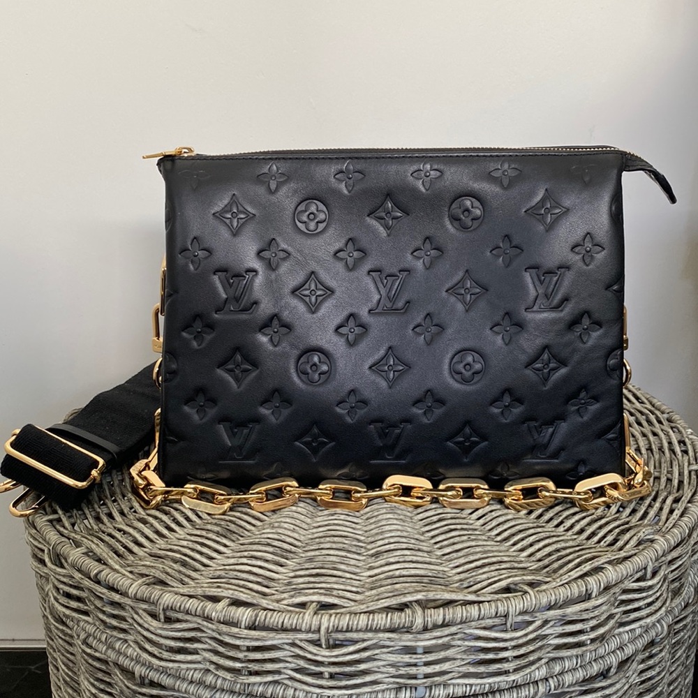 Black Coussin PM